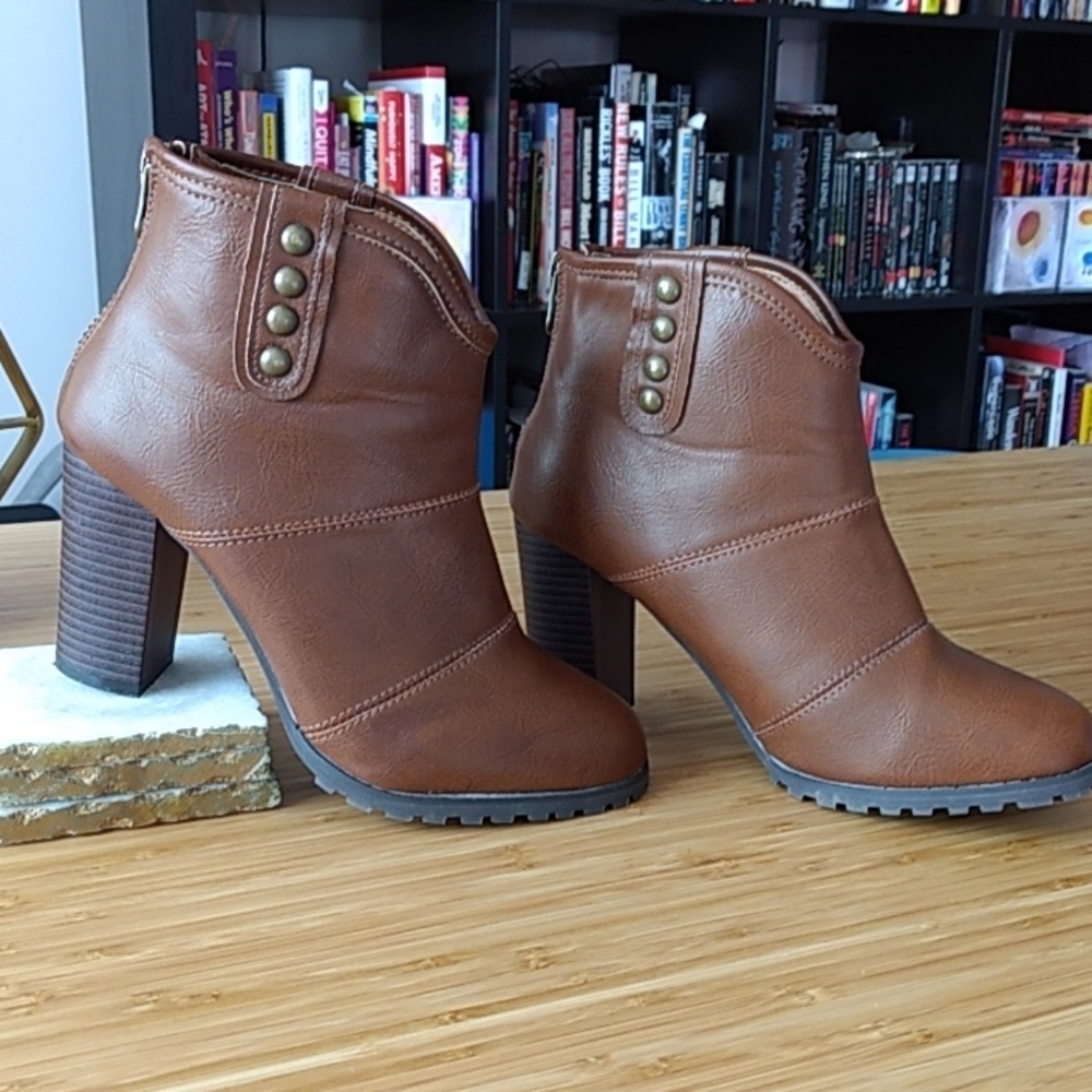 Seven7 Seville Panel Bootie